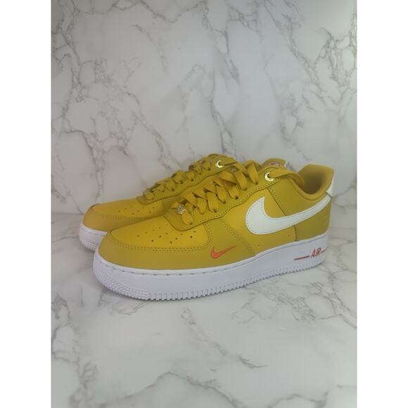 Size 9 - Nike Air Force 1 07 SE 40th Anniv- Yellow Ochre W DQ7582-700 NIK 30 - Picture 1 of 8